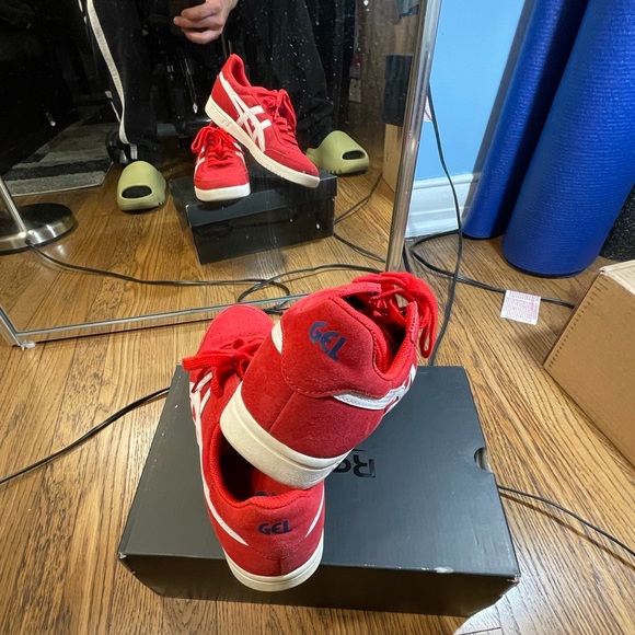 Red classic ASICS - Picture 5 of 7